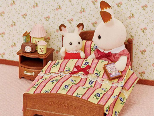 Sylvanian Families Brand New Semi-Double Bed 