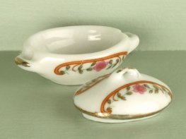 [DB] Ceramic Serving Dish & Lid